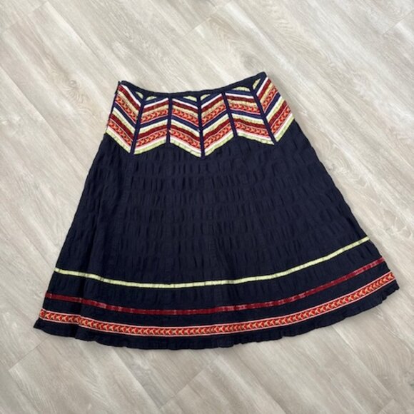 Acorn Women’s Embroidered Navy Green Red White Ribbons 100% Cotton Skirt Size 2 - Picture 2 of 4